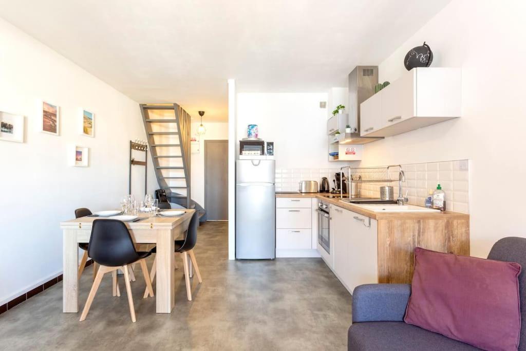 Chez Audrey - Agreable Appartement Duplex Climatise Et Convivial Le Grau-du-Roi Ngoại thất bức ảnh